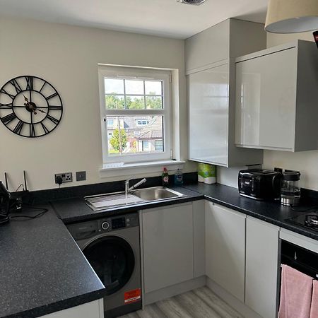 Modern 3 Bedroom Apartment In Markinch, Fife Екстериор снимка